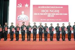 171 cán bộ, sĩ quan Bắc Ninh được thăng quân hàm