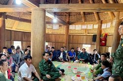 Kiện toàn đội ngũ cán bộ cấp xã: Rà soát, luân chuyển cán bộ về cơ sở