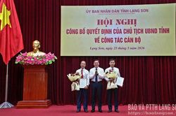 Công bố các quyết định của Chủ tịch UBND tỉnh về công tác cán bộ