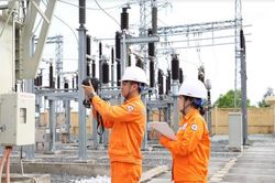Khung giờ điện cao điểm sắp được áp dụng, người dân cần lưu ý gì?