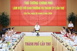 Thủ tướng làm việc với Ban Thường vụ Thành ủy Cần Thơ