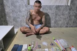 'Con nghiện' trữ... đ&aacute;