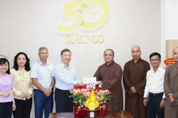Lãnh đạo TPHCM thăm, chúc mừng các cơ sở tôn giáo nhân Đại lễ Phật đản