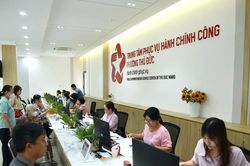 [VIDEO] Bộ Nội vụ đề xuất phụ cấp gấp ba lần lương cho người tài khu vực công