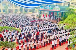 Từ gian khó đến những mùa quả ngọt tại Trường PTDTBT TH Trần Văn Thọ