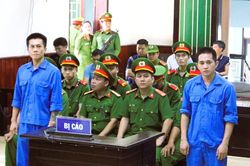 56 năm tù cho 2 kẻ cướp ngân hàng ở Gia Lai