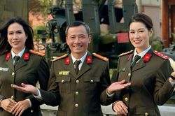 Diễn viên chuyên vai phản diện các phim trên VTV ngoài đời là Trung tá công an