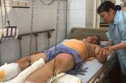 Chồng bị tàn phế do bỏng điện cao thế, nợ nần bủa vây người vợ nghèo