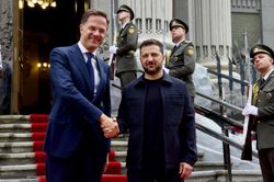 Các nước thành viên NATO phản đối tài trợ bắt buộc cho Ukraine