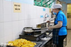 Kiểm soát chặt an toàn thực phẩm từ bếp ăn tập thể đến trường học