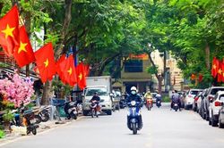 Tổ dân phố tại Hà Nội, TP.HCM phải có từ 700 hộ gia đình