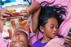 Malaysia chính thức cấm trẻ dưới 16 tuổi dùng mạng xã hội, Đông Nam Á bắt đầu siết mạnh môi trường số