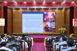 Gần 200 người được huấn luyện nghiệp vụ phòng cháy, chữa cháy và cứu nạn, cứu hộ