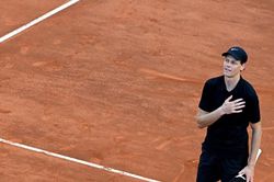 Jannik Sinner vô địch Rome Open 2026: Kỷ nguyên độc tôn và sự thống trị ở 'tốc độ ánh sáng'