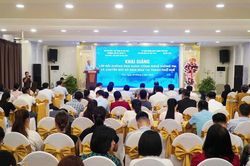 Bồi dưỡng ứng dụng công nghệ thông tin và chuyển đổi số ngành Văn hóa, Thể thao và Du lịch