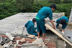 Mưa lớn, dông lốc tại Lâm Đồng gây thiệt hại hơn 16 tỷ đồng