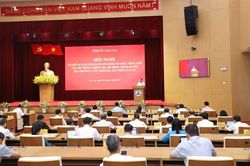 Lào Cai phấn đấu giảm 50% thời gian giải quyết thủ tục hành chính