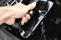 Lời khuyên cho người đi xe máy điện ngày nắng nóng gay gắt