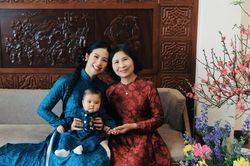 Điều ít biết về mẹ ruột Hoa hậu Ngọc Hân