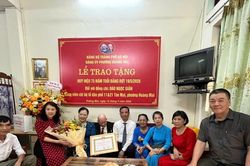 Luôn làm tốt các nhiệm vụ chính trị ở khu dân cư