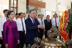 Tổng Bí thư, Chủ tịch nước thăm Khu di tích Chủ tịch Hồ Chí Minh ở Thái Lan