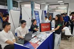 Chuyển tư duy hỗ trợ sang thúc đẩy thương mại hóa trong hoạt động khởi nghiệp