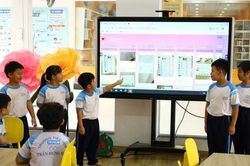 Ngày đầu tuyển sinh đầu cấp, hơn 90.000 phụ huynh đăng ký thành công