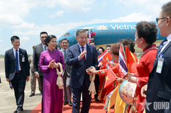 Tổng Bí thư, Chủ tịch nước Tô Lâm và phu nhân bắt đầu thăm chính thức Thái Lan