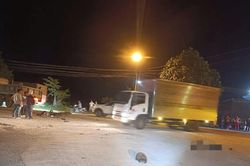 Đắk Lắk: Xe ben va chạm xe m&aacute;y, 2 người tử vong