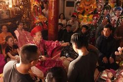 Tín ngưỡng hầu đồng lên phim điện ảnh Việt