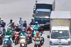 Nắng nóng cực độ: Giải nhiệt sai dễ gây sốc nhiệt, đột quỵ