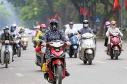 Dự báo thời tiết ngày 27/5: Bắc Bộ nắng đặc biệt gay gắt, Nam Bộ mưa về chiều tối