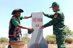 Già làng Điểu Pêm-'cột mốc sống' nơi phên giậu Tổ quốc