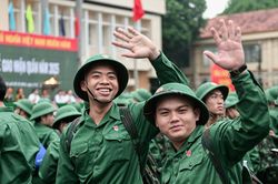 Đi bộ đội rồi học đại học có được tính thời gian công tác đóng BHXH?