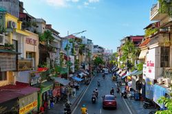 Hà Nội không chỉ dành cho người 'xuất sắc'