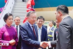 Tổng Bí thư, Chủ tịch nước và Phu nhân bắt đầu chuyến thăm chính thức Thái Lan