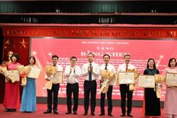 290 tác phẩm tham dự Cuộc thi chính luận bảo vệ nền tảng tư tưởng của Đảng trong ngành Công Thương