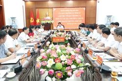 Đo&agrave;n kiểm tra của Ban Thường vụ Tỉnh ủy l&agrave;m việc với 5 x&atilde;