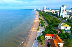 Nghệ An n&acirc;ng mục ti&ecirc;u tăng trưởng GRDP l&ecirc;n tr&ecirc;n 12%/năm
