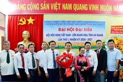 Kết nối để tăng cường hiểu biết với Nhân dân Nga