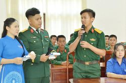 Sư đoàn 4 tổ chức Tọa đàm thanh niên gắn với phong trào '3 tiên phong quyết thắng'