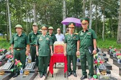 Cất bốc, đưa hài cốt liệt sĩ Nguyễn Văn Toàn trở về quê nhà