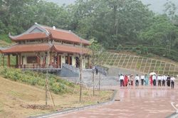 'Địa chỉ đỏ' bên đồi Phong Tướng