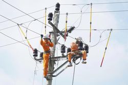 Hệ thống điện Quốc gia đạt kỷ lục công suất 58.103MW, kêu gọi toàn dân tiết kiệm điện