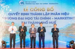 Mở rộng không gian tri thức, kết nối động lực phát triển miền Trung