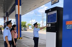 Loạt đầu mối xăng dầu bị phạt gần nửa tỷ đồng