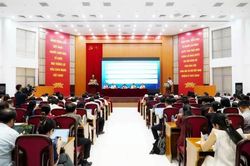 Khơi dậy nguồn lực con người trong bối cảnh chuyển đổi số