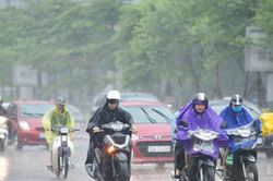 Thời điểm này Hà Nội và miền Bắc đón 'mưa vàng' giải nhiệt, kết thúc đợt nắng nóng như thiêu đốt