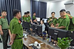 TPHCM liên tiếp phát hiện nhóm người nước ngoài nghi lừa đảo công nghệ cao