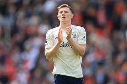 MU thừa nhận thất bại, Man City thắng trong cuộc đua mua siêu sao